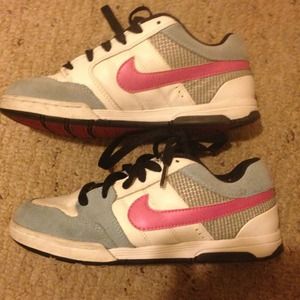 Nike Air 6.0 size 6.5