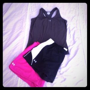 ✨Reserved for @cedwards Under Armour Bundle!