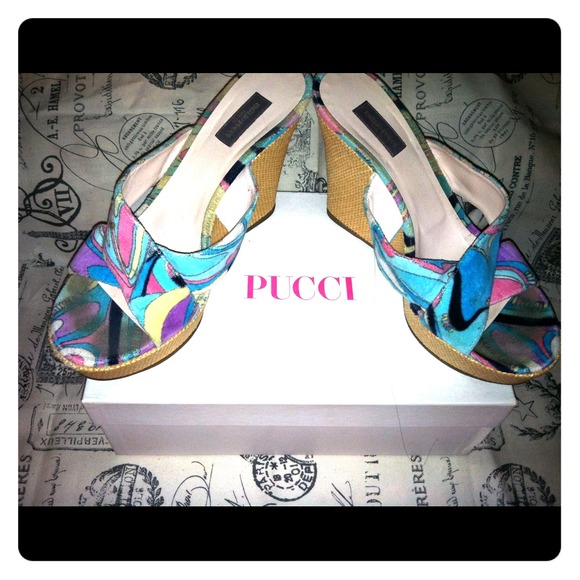 Pucci Wedges - Picture 1 of 4