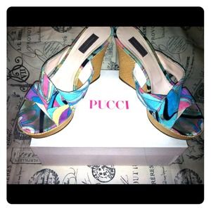 Pucci Wedges