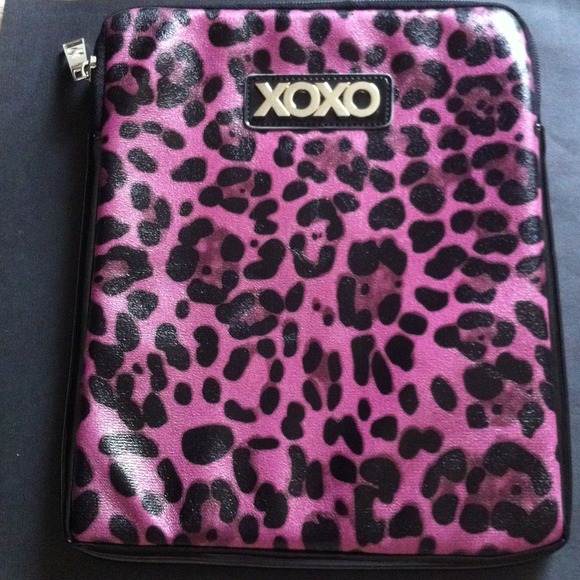 Almost new animal print IPad sleeve