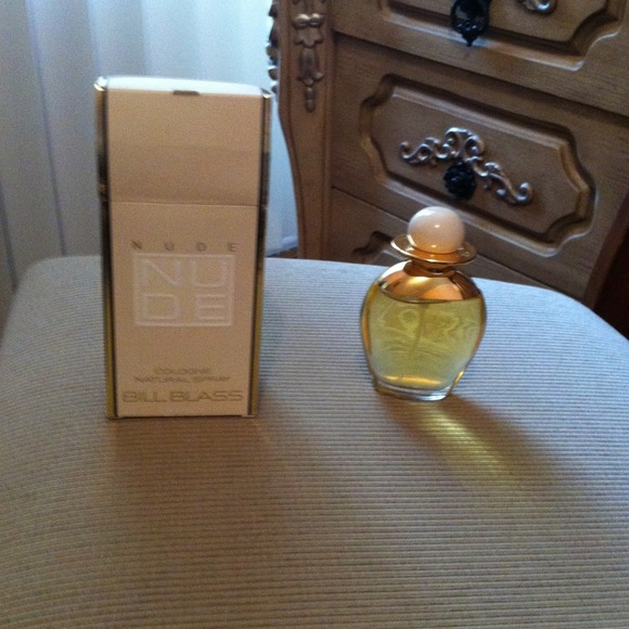 REDUCED Womans perfume never used