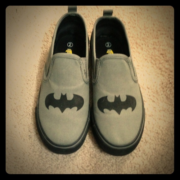 DC comics  Shoes - Batman shoes!