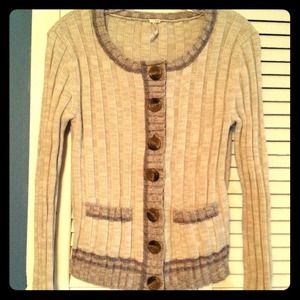 Free People Sweaters - Free People Sweater, perfect alone or for layering Free People Sweaters - Free People Sweater, perfect alone or for layering