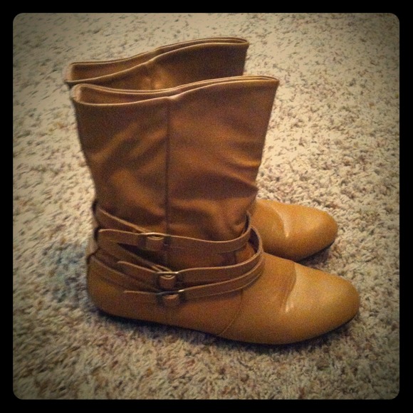 ✨Sold✨Light golden brown ankle boot