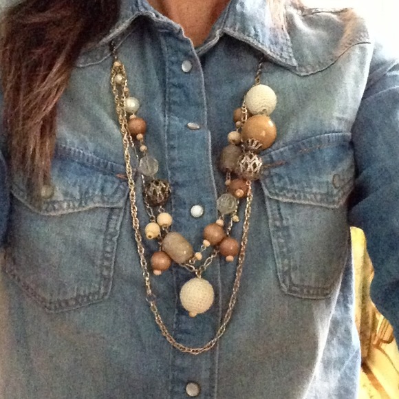 Gold 3 strand necklace