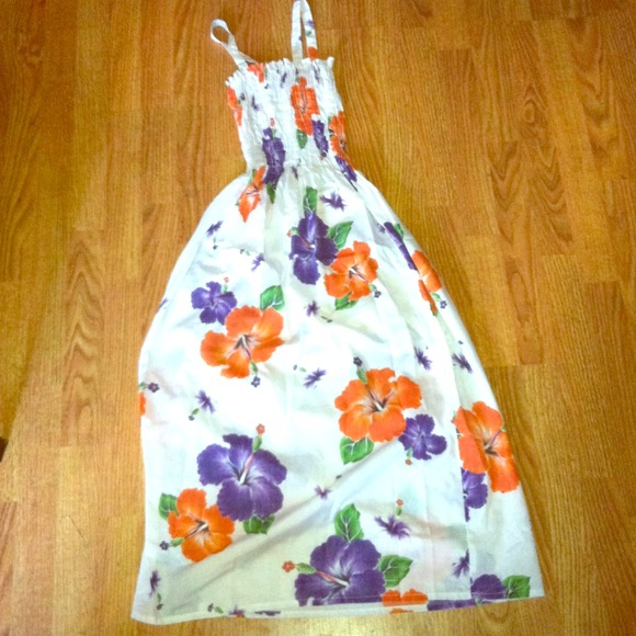 Hawaiian tube top dress