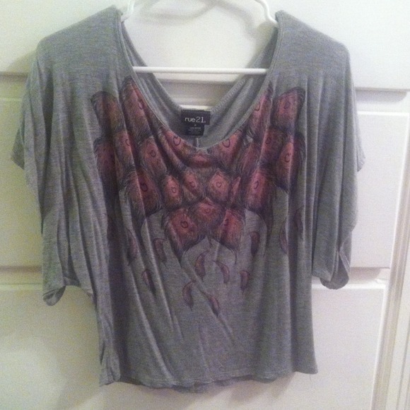 Grey top