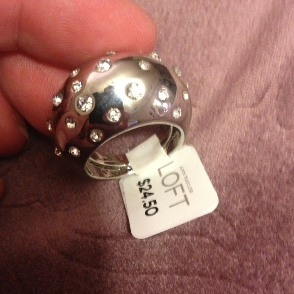 Ann Taylor ring