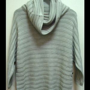 $REDUCED$ Brand New BB Dakota Sweater