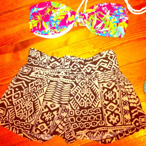 <Sold>Pink and black cute short!! Reserved bundle!
