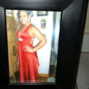 Beautiful red back open with stones