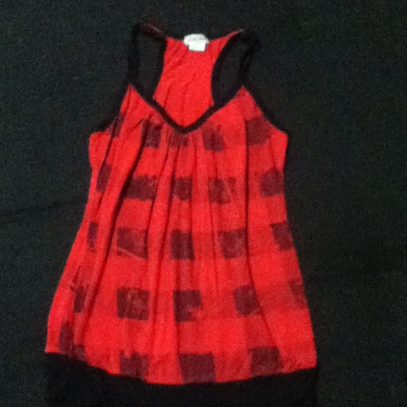 Red and black tank