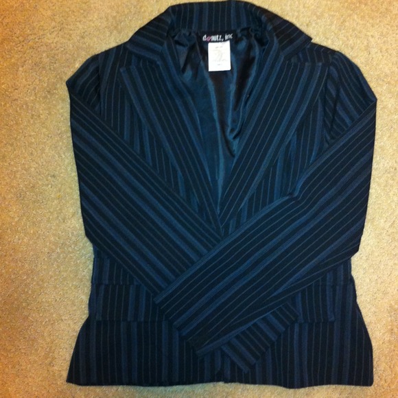 ❗❗❗❗ cute blue striped blazer !