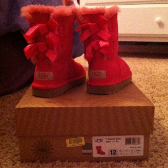 ❌⛔SOLD ON EBAY⛔❌ Pink Toddler girl UGGS