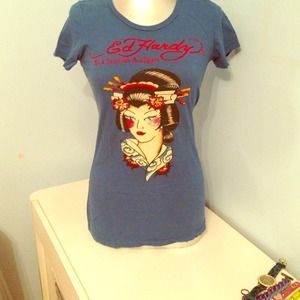 Ed hardy tee! Bundle!!!! Reserved