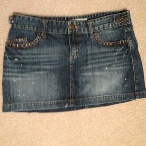 Cute denim skirt