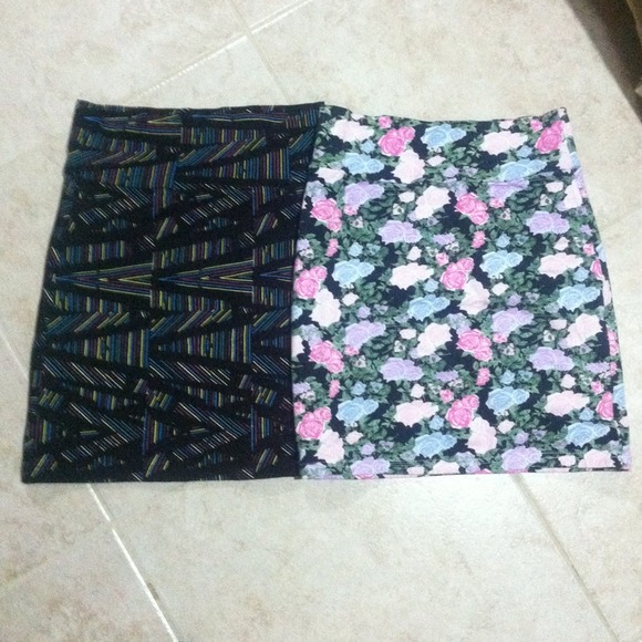 Forever 21 Dresses & Skirts - REDUCED!! 2 cotton mini skirts