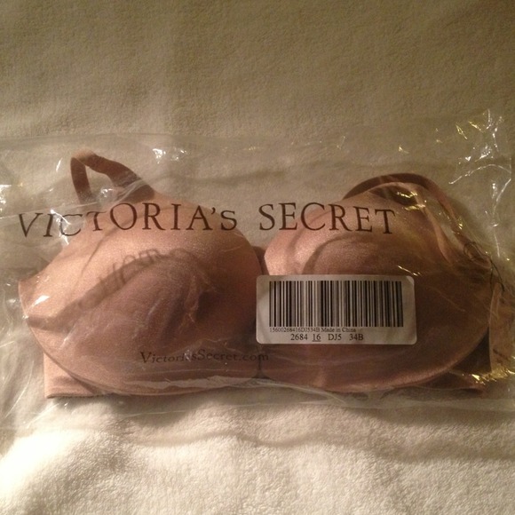 Brand new Victoria secret racerback bra