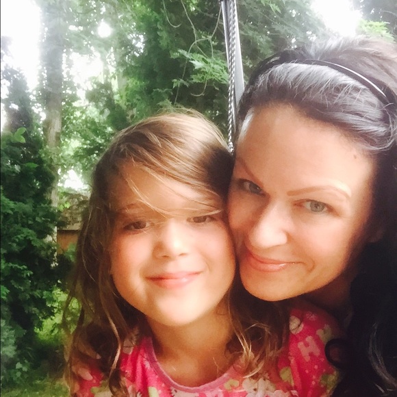 Meet Your Seller And Your Buyer 💛💙 - Picture 4 of 4