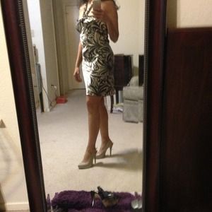 Dress laundry