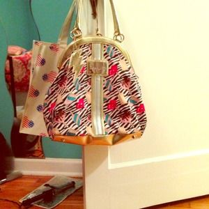betsey johnson purse
