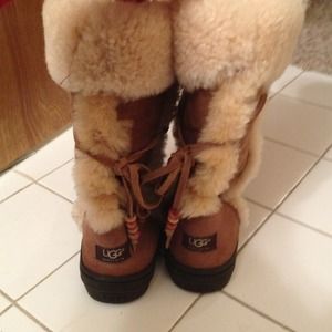 Ugg Eskimo boots. Brown suede and lambs wool.