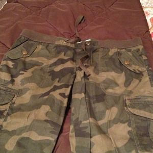 Army capris
