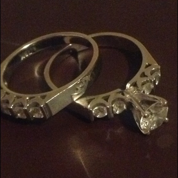 🚩(SOLD)🚩 - Picture 2 of 4