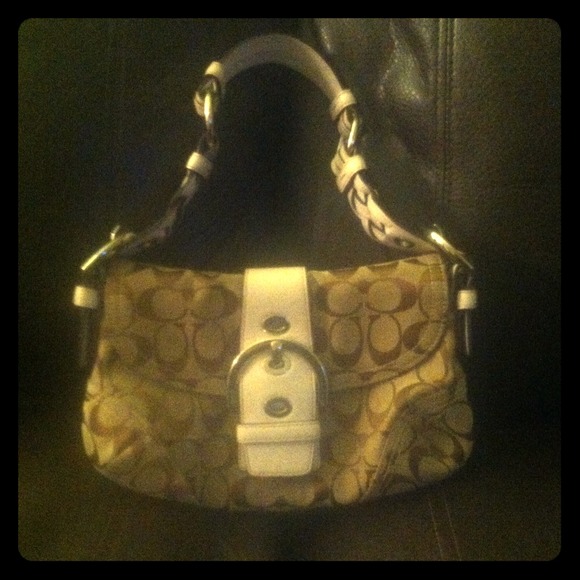 Coach shoulder bag - Picture 1 of 1