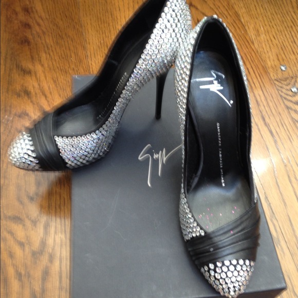 Giuseppe Zanotti black/silver sparkly shoes
