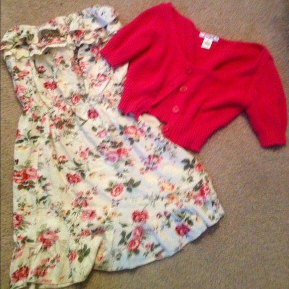 📌Sold in bundle📌Strapless flower dress