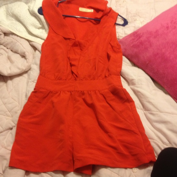 Red size 4 romper