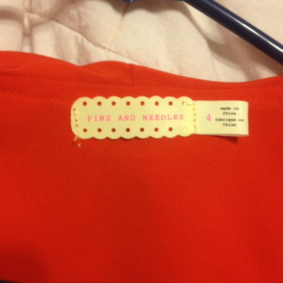 Red size 4 romper - Picture 3 of 4