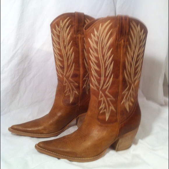 Cowboy boots, size 6 1/2
