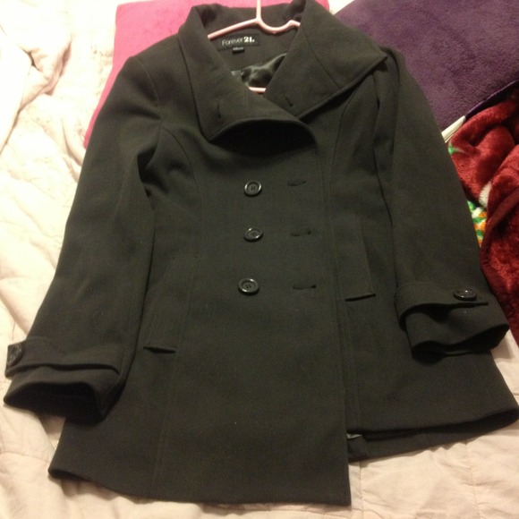 Coat size small forever 21