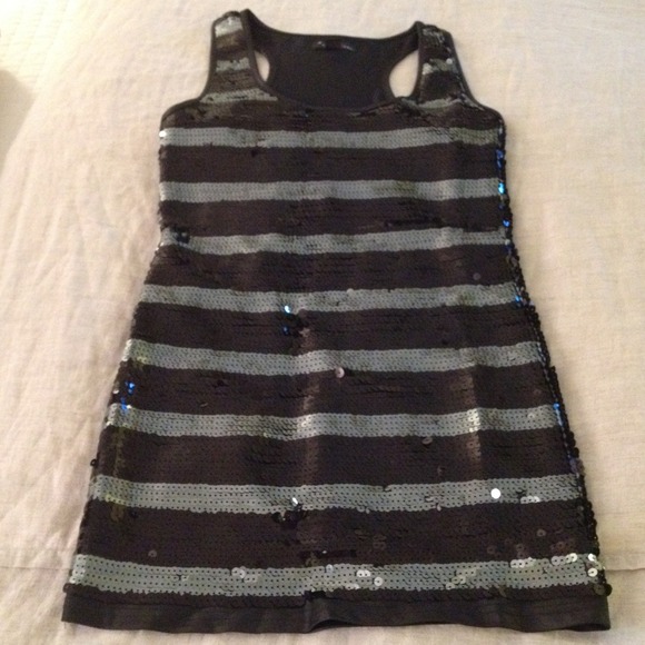 Reserved Bundle 2 dresses sequin and  mini black.