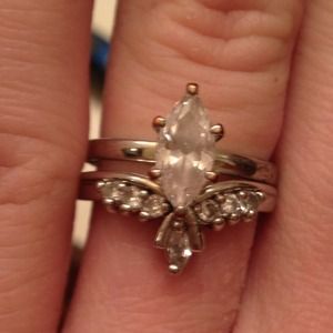 * On hold *Fake diamond bridal ring.