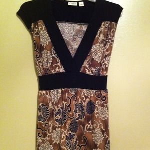 Bundle of 2 gorgeous tops