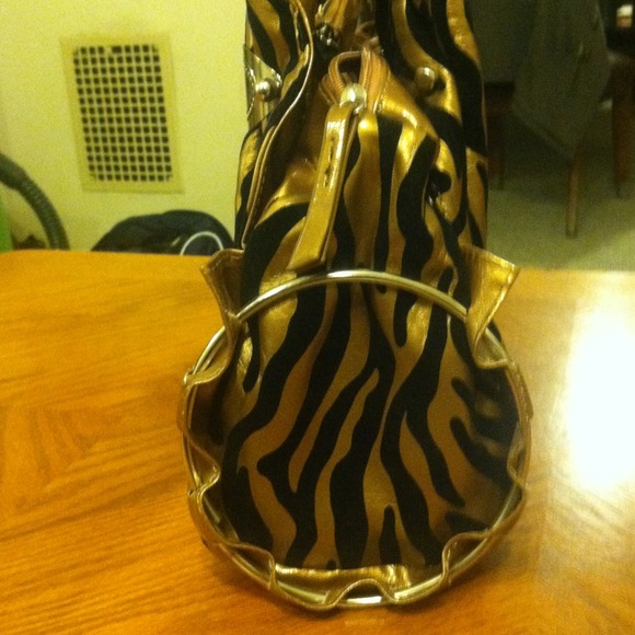 Black and gold zebra purse - Picture 3 of 3