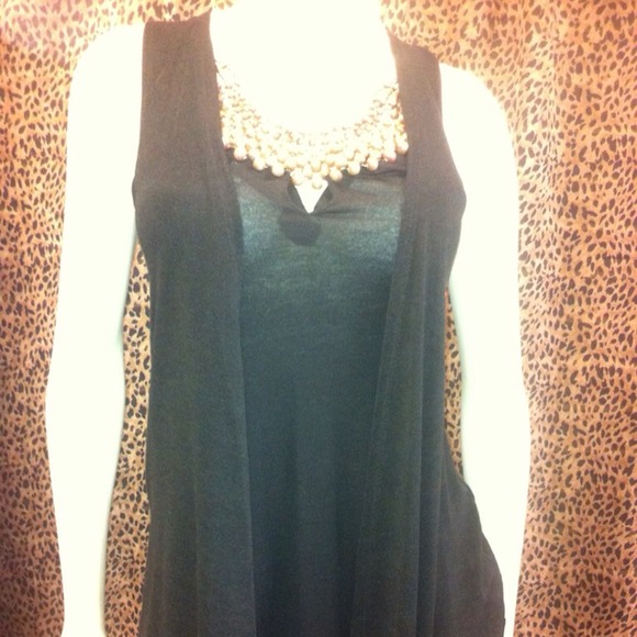Cute and simple black cardigan NWT