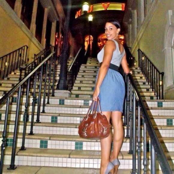 ✋SOLD✋ - Picture 2 of 4