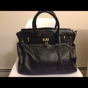 Black Handbag ❗HOLD❗