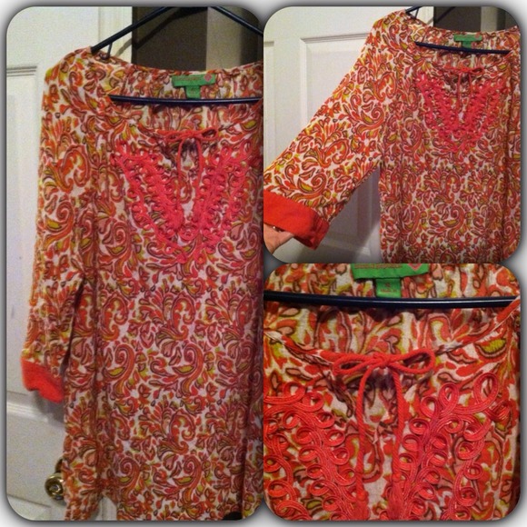 📦SOLD in TRADE!📦💛Women's top💛