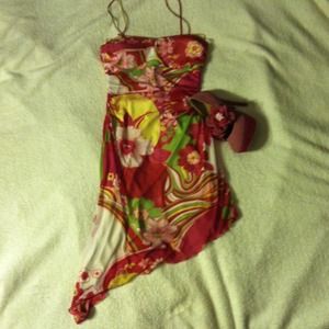 Asymmetrical spring/summer dress