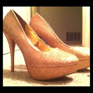 💎Gold Glam Party Heels💎
