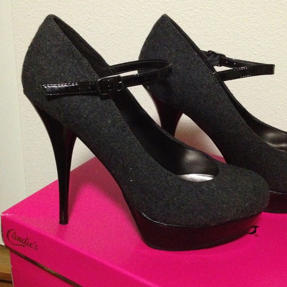 Black & grey high heels.
