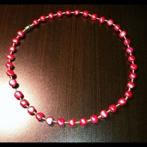 Handmade dyed pearl necklace