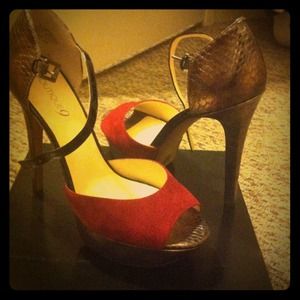 🔥HOT OPEN TOE HEELS🔥