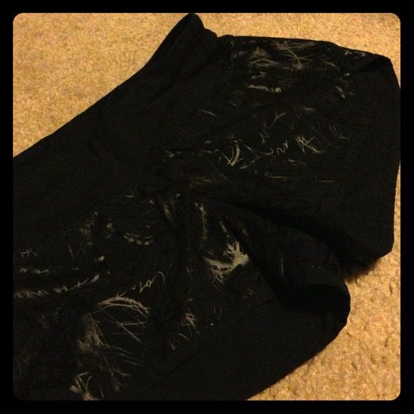 💢SOLD💢lululemon athletica work out shorts